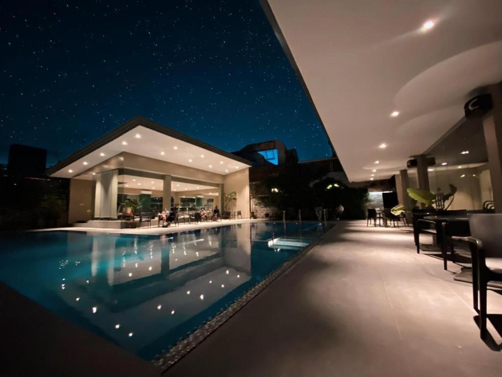Avenue Suites Bacolod Luaran gambar