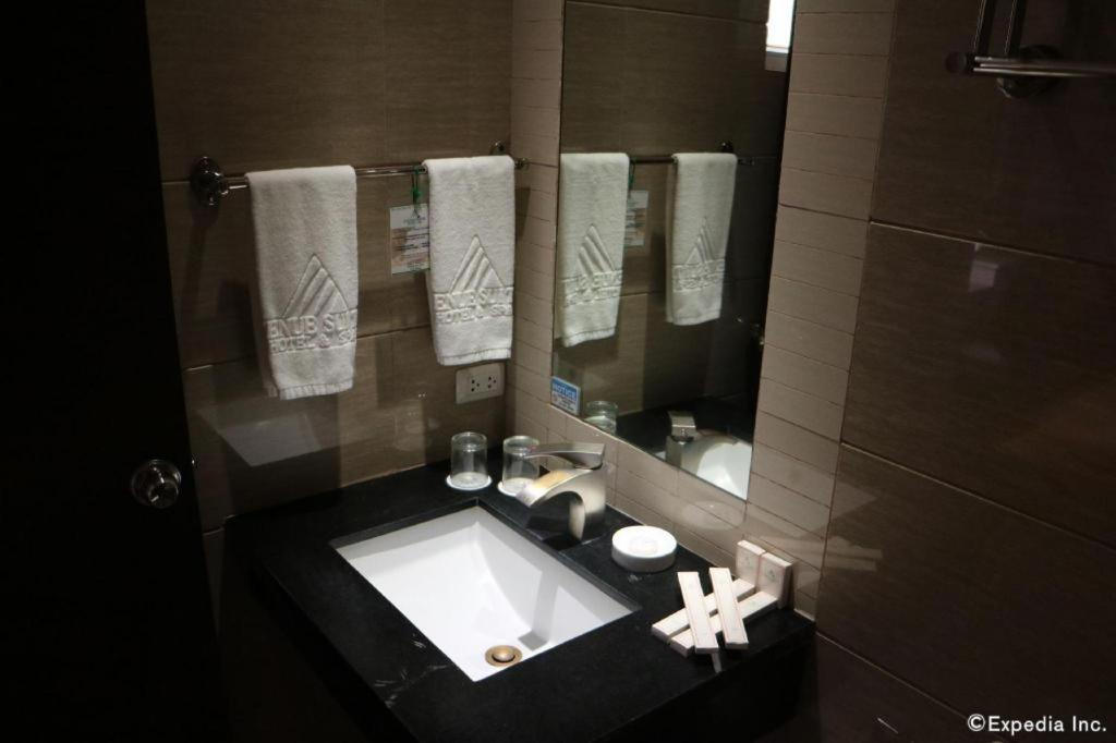 Avenue Suites Bacolod Luaran gambar