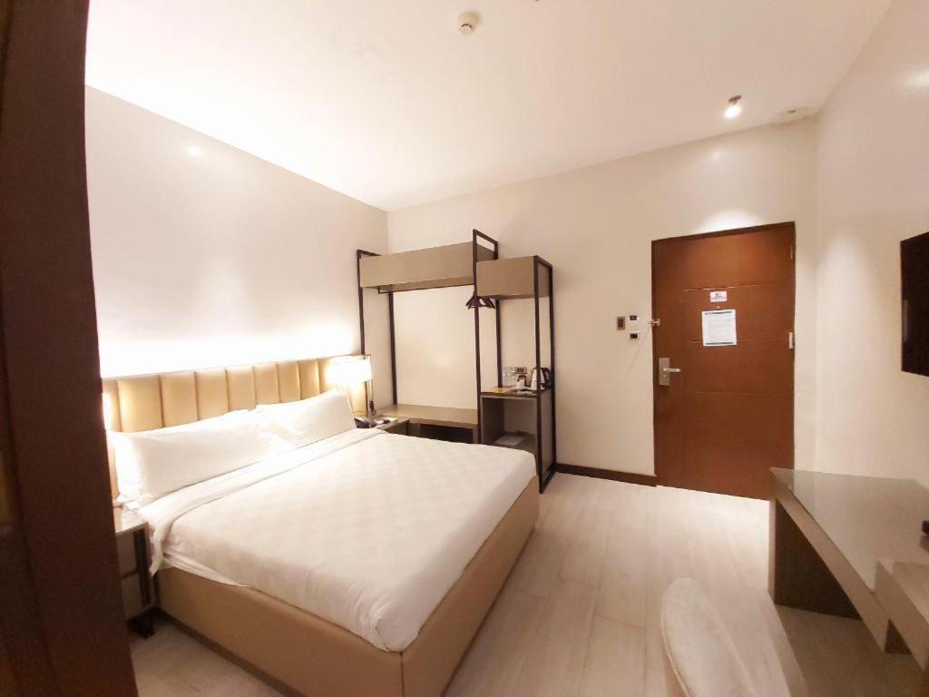 Avenue Suites Bacolod Luaran gambar