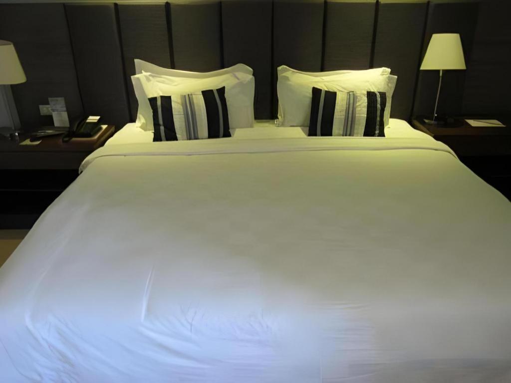 Avenue Suites Bacolod Luaran gambar