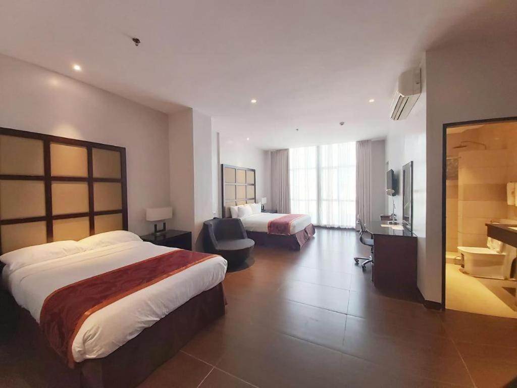 Avenue Suites Bacolod Luaran gambar
