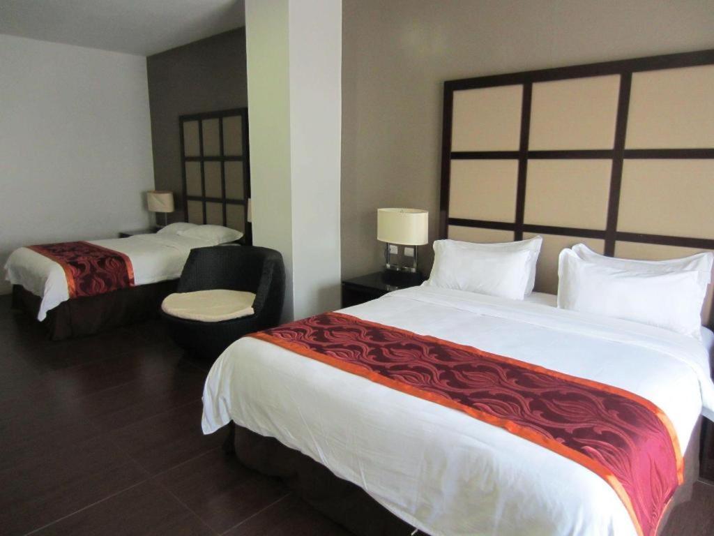Avenue Suites Bacolod Luaran gambar