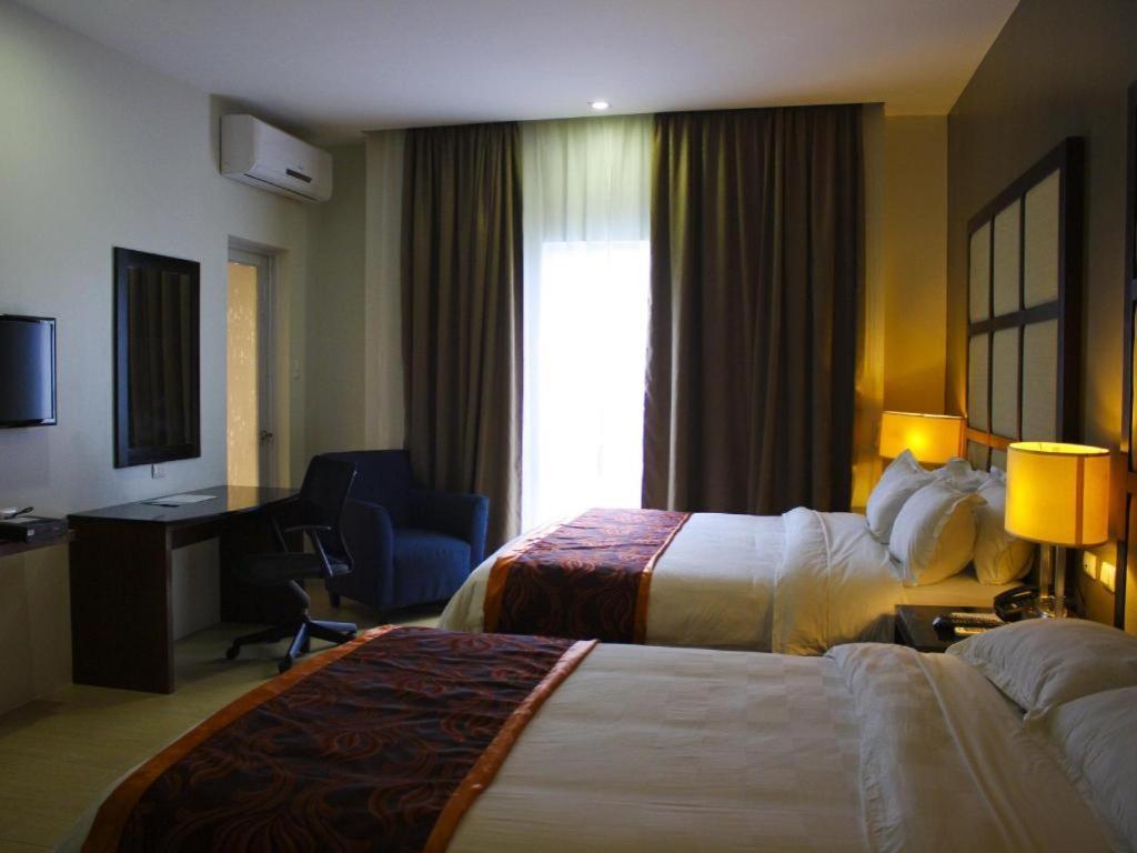 Avenue Suites Bacolod Luaran gambar